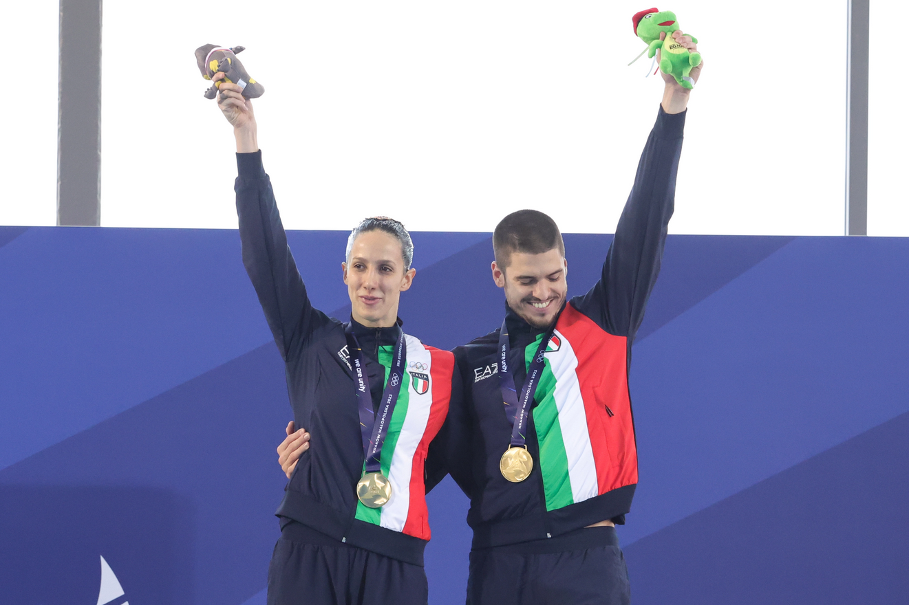 Italian duet triumphs in first of the finals in artistic swimming