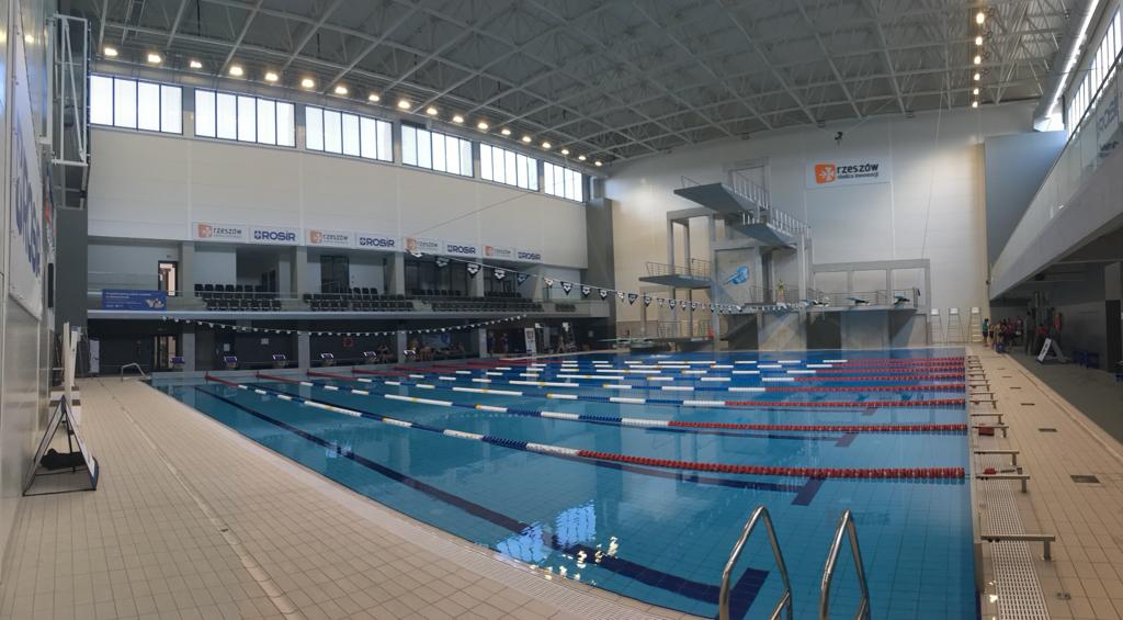 Rzeszow swimming pool: modern and versatile